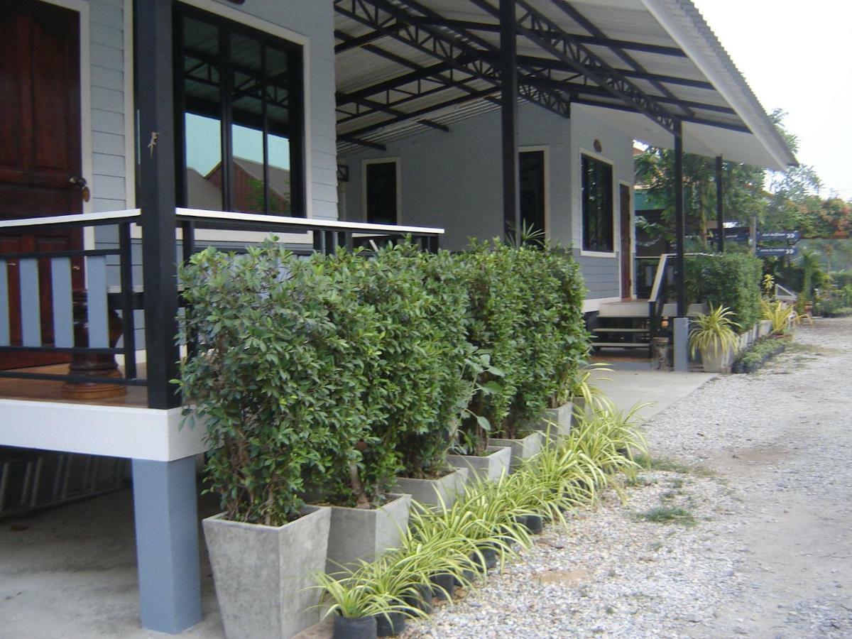 Numhom Resort Ban Nong Chum Saeng Exterior foto